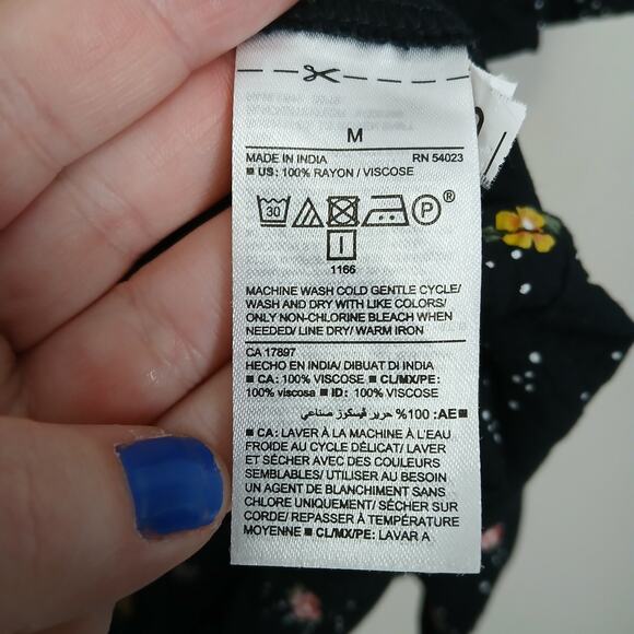 Old Navy Dress Women Medium Dark Floral Boho Cottagecore Ruffle Parisian Casual - Picture 7 of 13